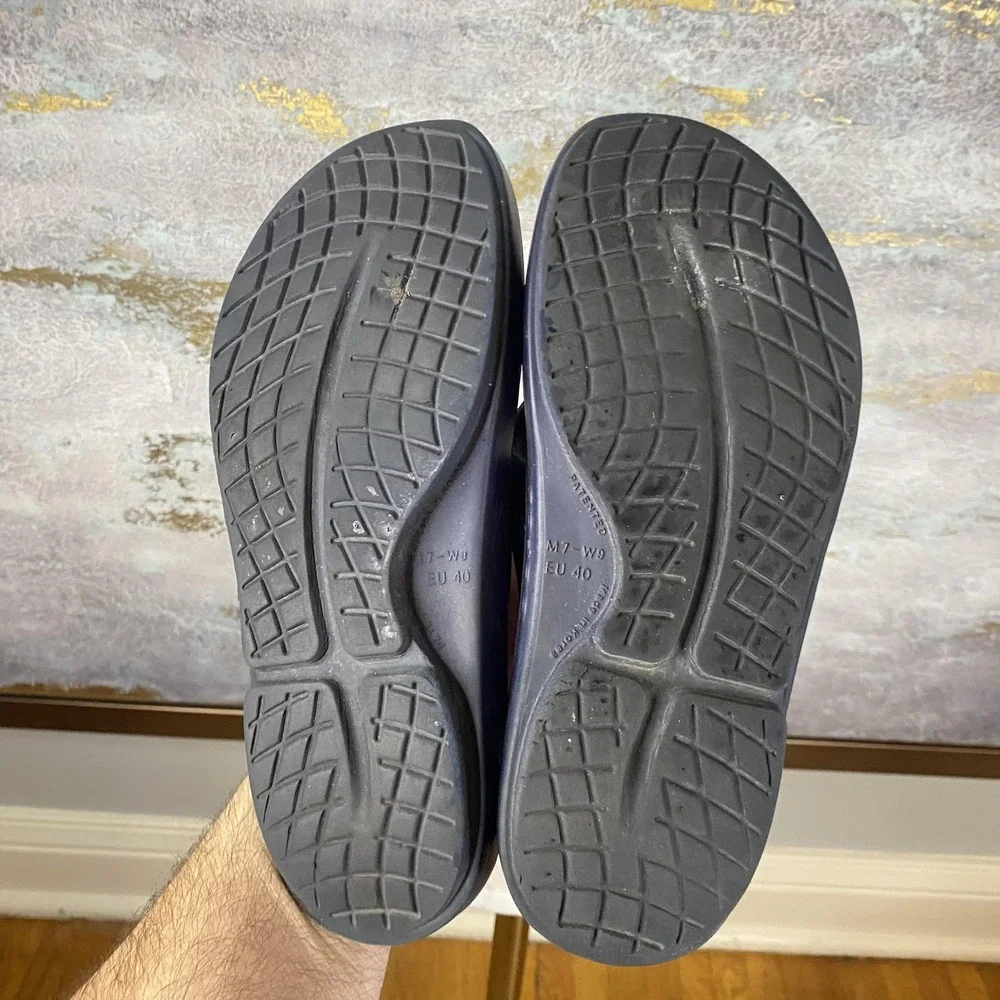 OOFOS Sandals Shoes Mens Size 7 Blue Thong Comfort Recovery Flip Flops